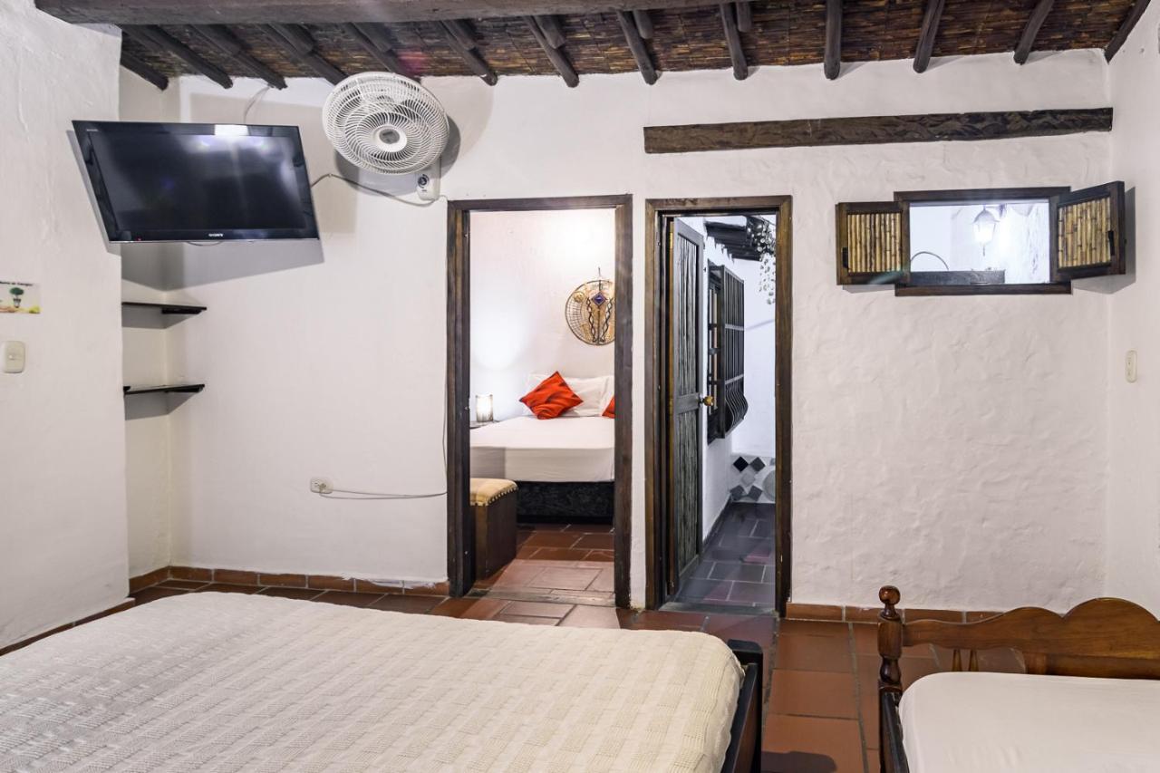 Giron Chill Out Hotel Boutique ภายนอก รูปภาพ