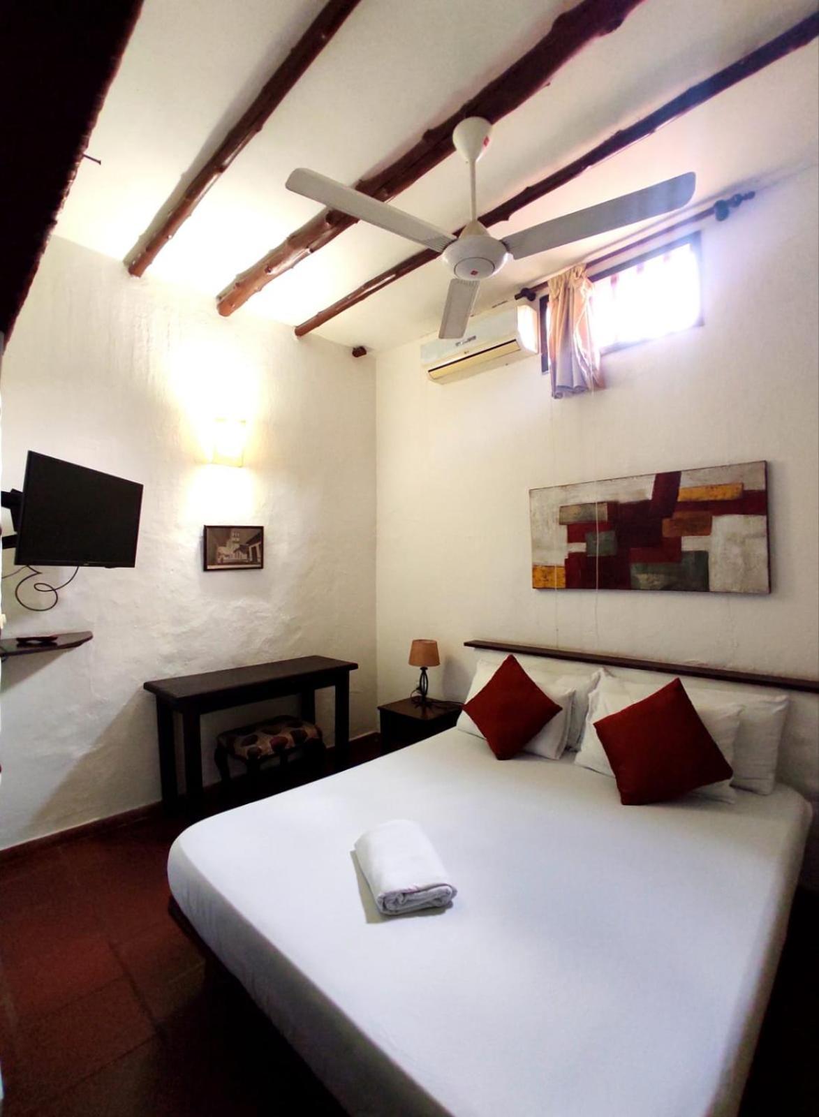 Giron Chill Out Hotel Boutique ภายนอก รูปภาพ